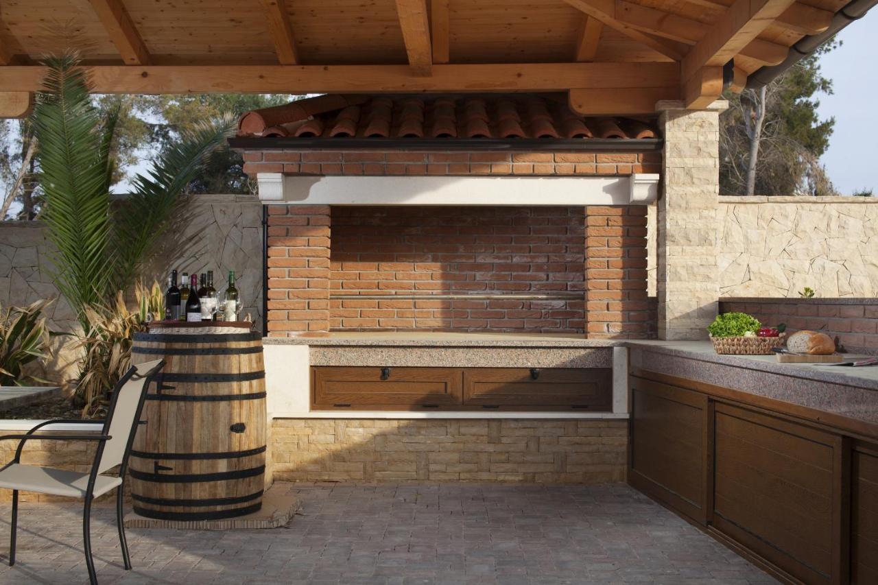 Villa Malibu One Vir Exterior photo